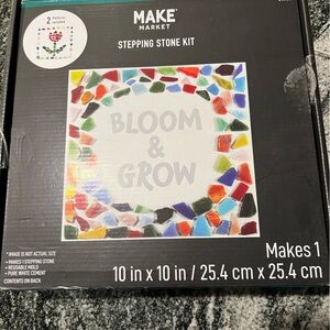 Make Market Stepping Stone Kit - Colorful Mosaic